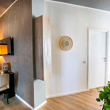 10floor Private Parking Dom wakacyjny Como