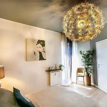 10floor Private Parking Nyaraló *