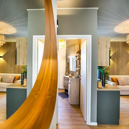 Nyaraló 10floor Private Parking Como