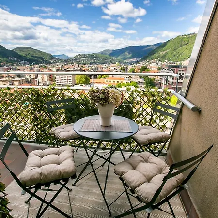 10floor Private Parking Nyaraló *