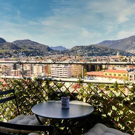 10 Floor By Quokka 360 - View & Parking Holiday home Como