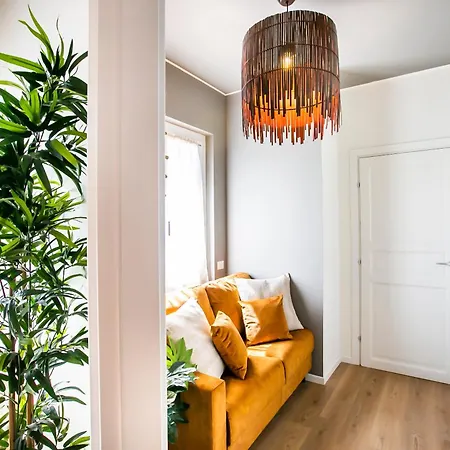 10floor Private Parking