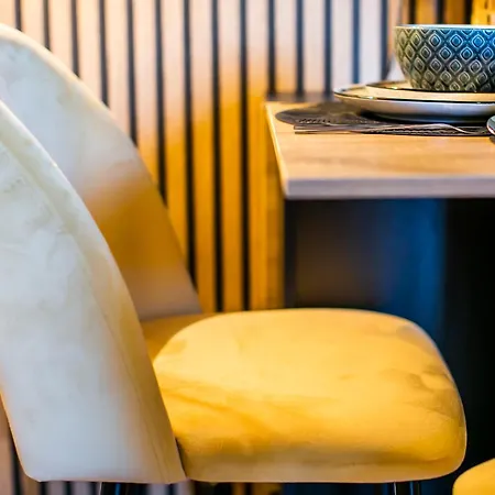 10floor Private Parking Tatil Evi Como